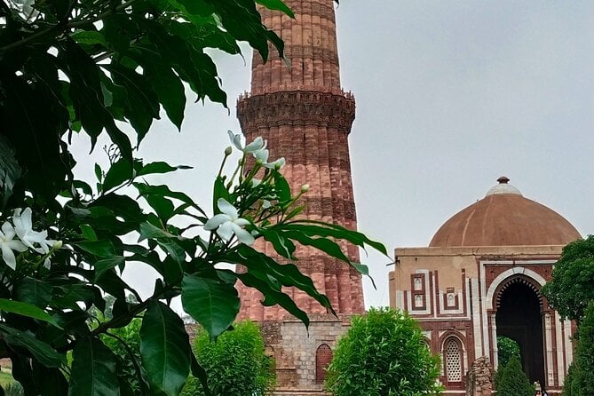 Delhi a Historic and Heritage 7 Hours Experience Trip