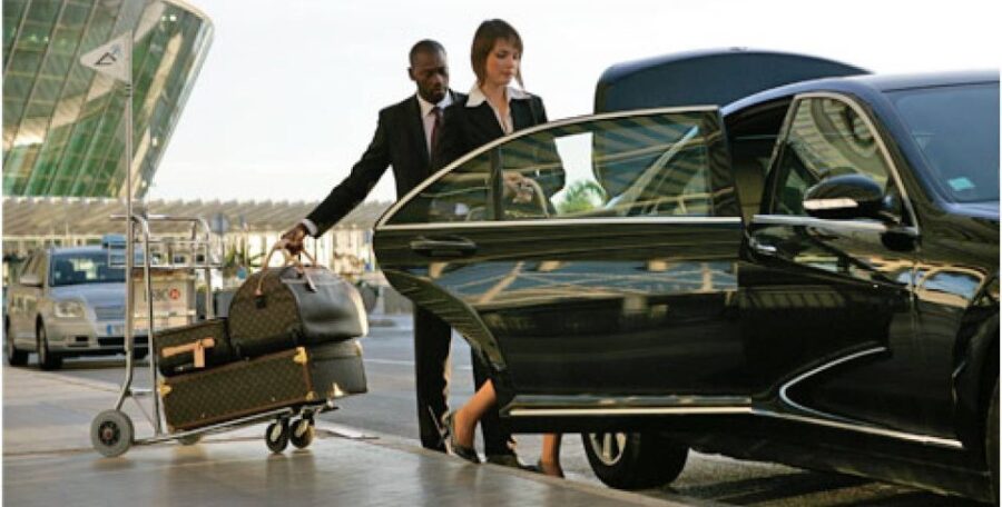 Delhi: One-Way Private Transfer To/From Agra