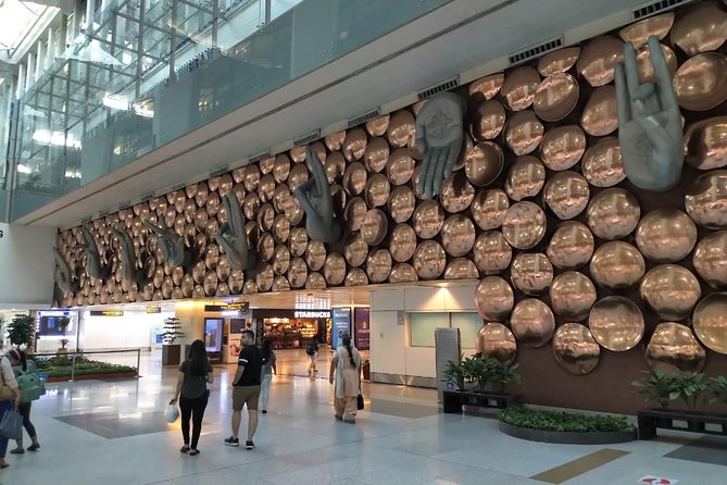 Departure Meet & Assist Service at Delhi Airport With Optional Private Transfer - Inclusions and Amenities