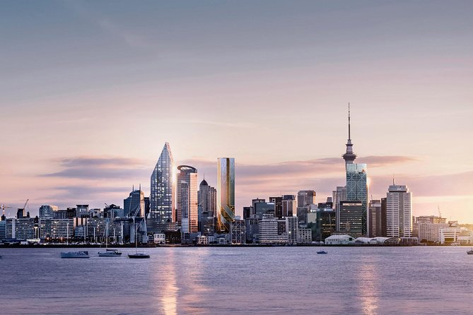 Departure Private Transfer Auckland City to Auckland Airport AKL by Sedan Car