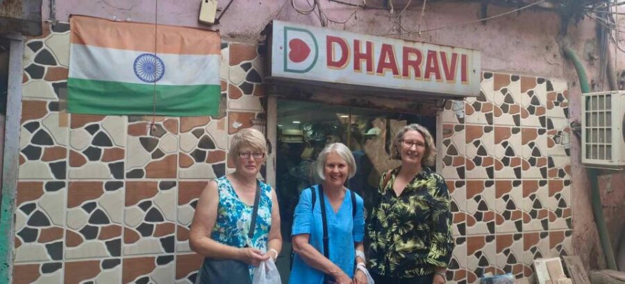 Dharavi Slumdog Millionire Tour-See the Real Slum by a Local