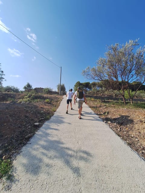 Discover Bolulla by Finding Oliver - Family Escape Hike - Activity Overview