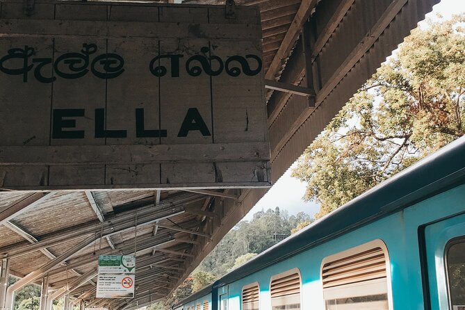 Discover Ella – Ella Rock, Little Adams Peak & Nine Arch Bridge