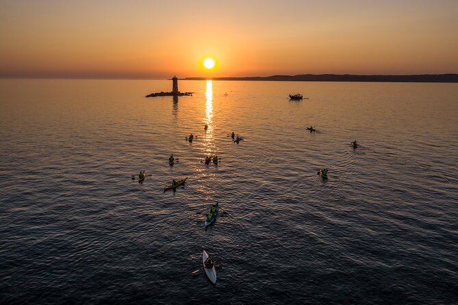 Discover the Secrets of the Island of Santantioco by Kayak - Activity Overview