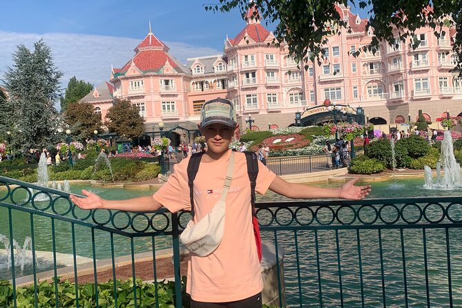 Disneyland Paris: Private Transport + Entrance Ticket - Overview and Pricing
