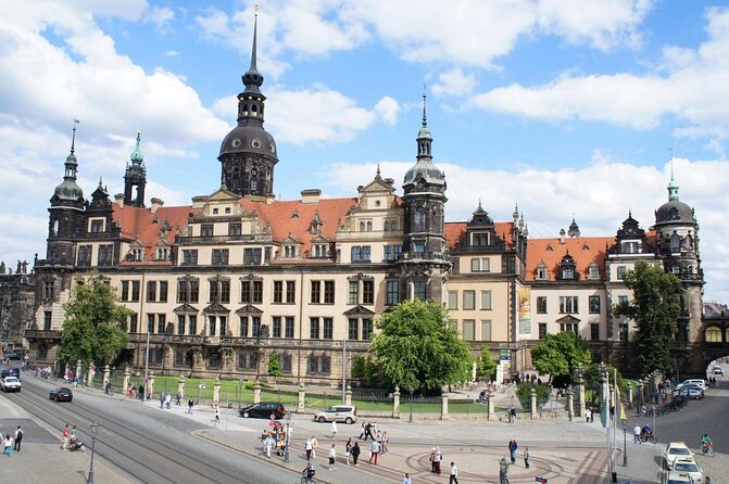 Dresden: New Green Vault and Semper Opera Tour