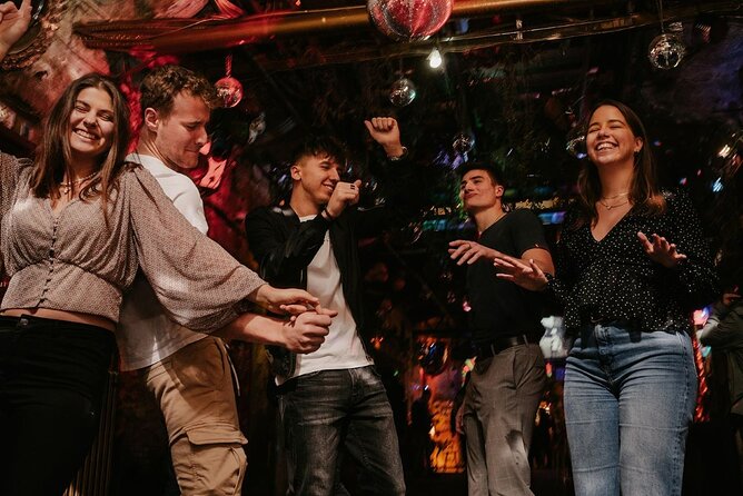 Drunken Walking Tipsy Tour in London - Meeting and End Points