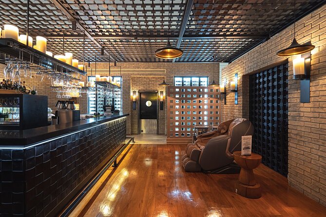 Dubai International Airport (DXB) T3/T1/T2 Luxury Lounge Access - Lounge Amenities and Facilities