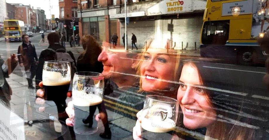 Dublin: Guided Sights and Pints Tour