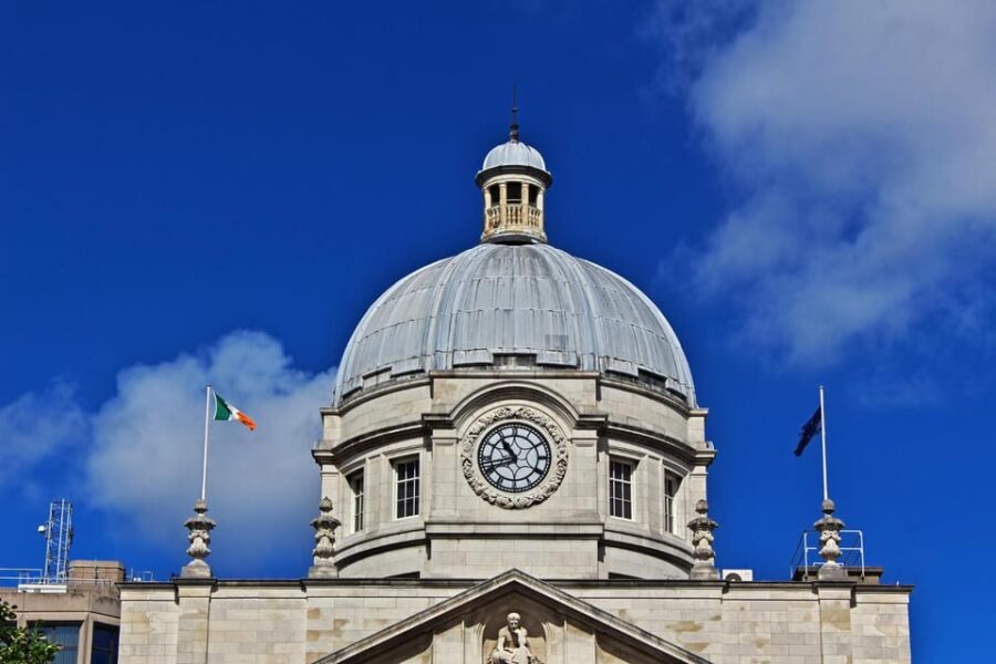 Dublin: Insta-Perfect Walk With a Local - Activity Overview