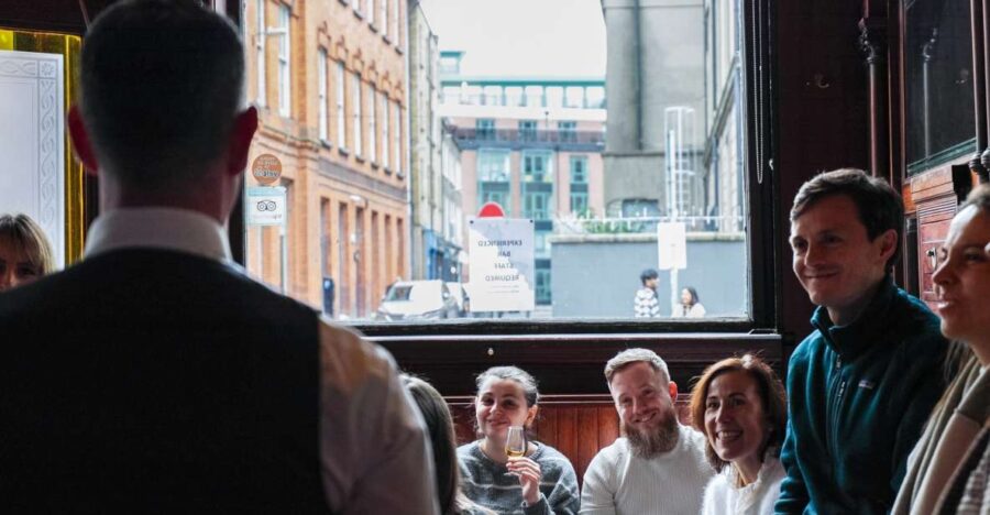 Dublin: Premium Whiskey Tasting Guided by Local Expert