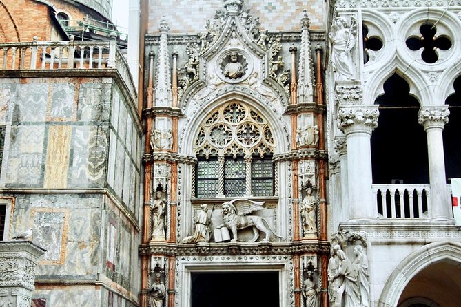 Ducal Venice, Historical Walking Tour & Skip the Line Doges Palace - Tour Highlights