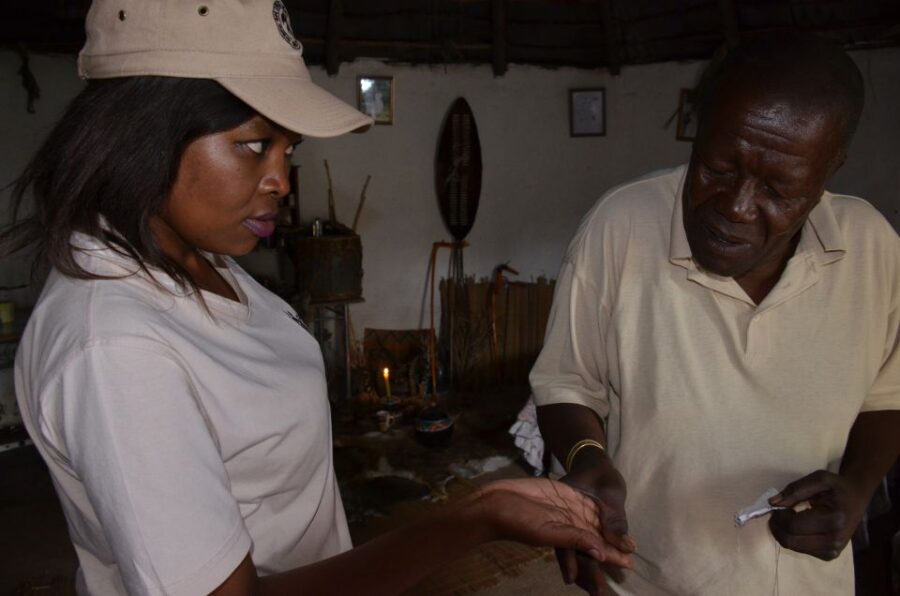 Durban: Zulu Oracle and Herbalist Experience Day Tour