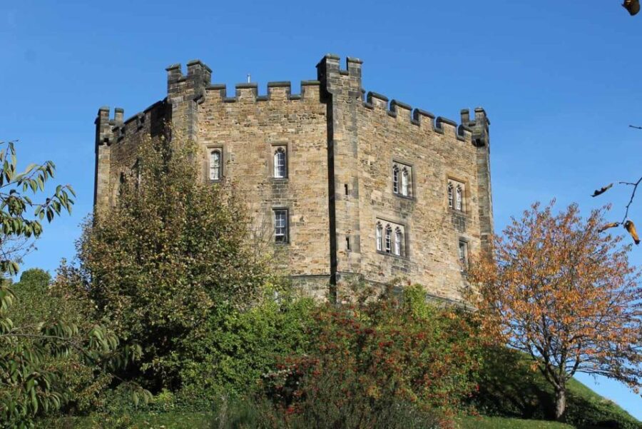 Durham: Quirky Self-Guided Smartphone Heritage Walks