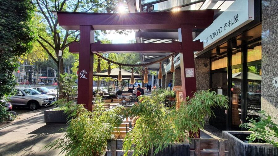 Düsseldorf: Little Tokyo Self-Guided Walking Tour