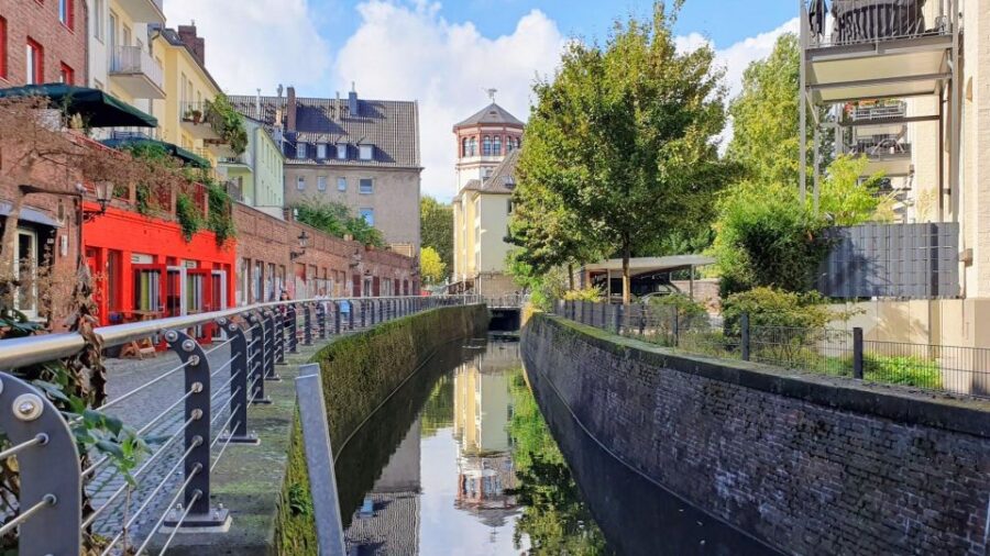 Düsseldorf: Self-Guided Walk of Most Pointless City Facts