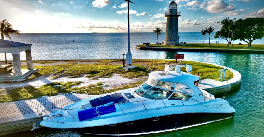 ⭐️⭐️⭐️⭐️⭐️ Private 🛥️ Yacht Rentals ⏰ 2h 🍾 Champagne Gift - Overview of Private Yacht Rentals