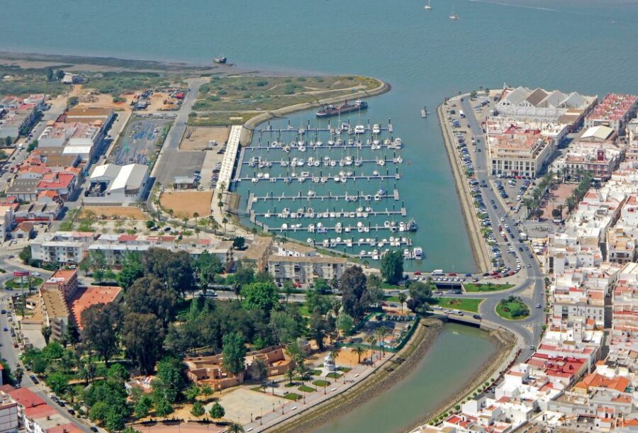 East Algarve Private Tour Incluid Ferry Boat to Spain