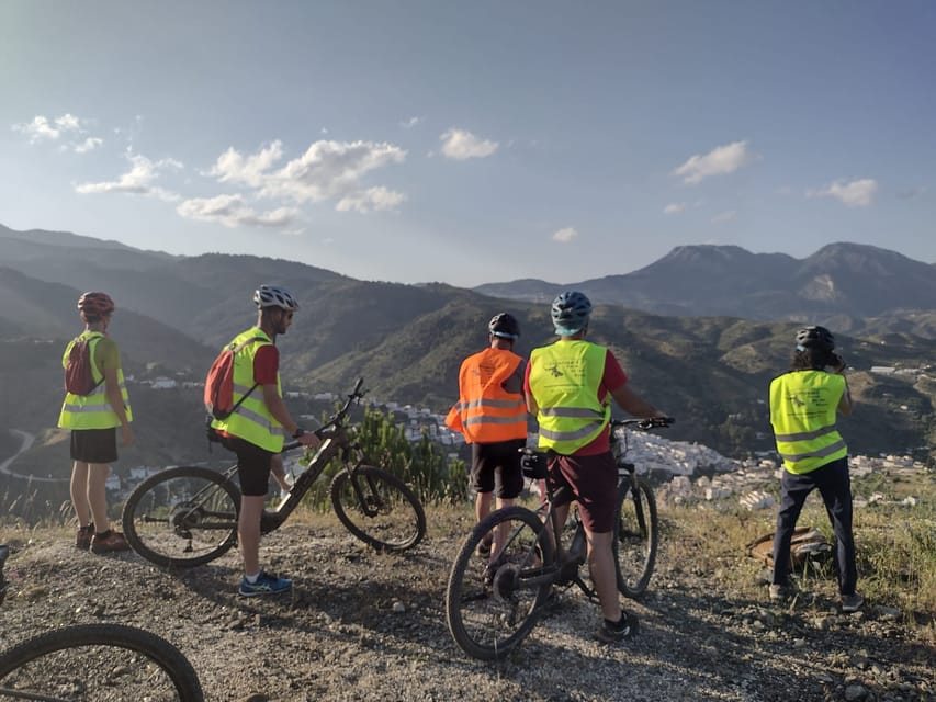 EBIKE MTB + Traditional Pastry Workshop in National Park