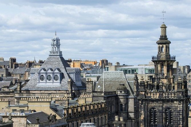 Edinburgh 3 Hour Walking Tour With Italian Tour Guide - Tour Overview