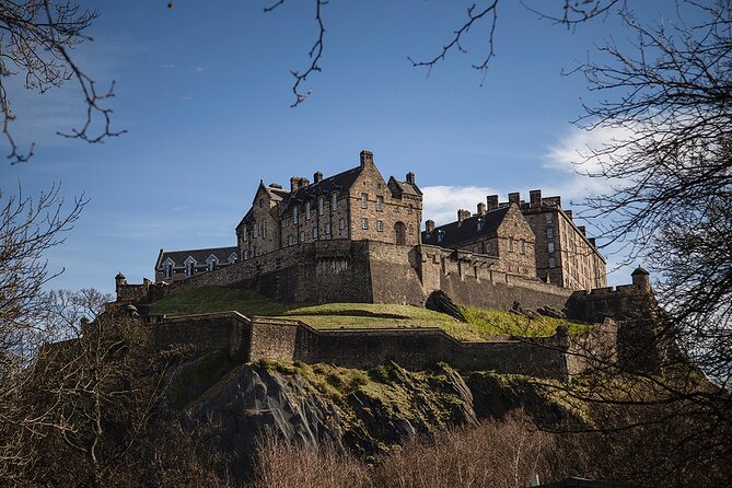 Edinburgh Full Day Walking Tour With Castle Included