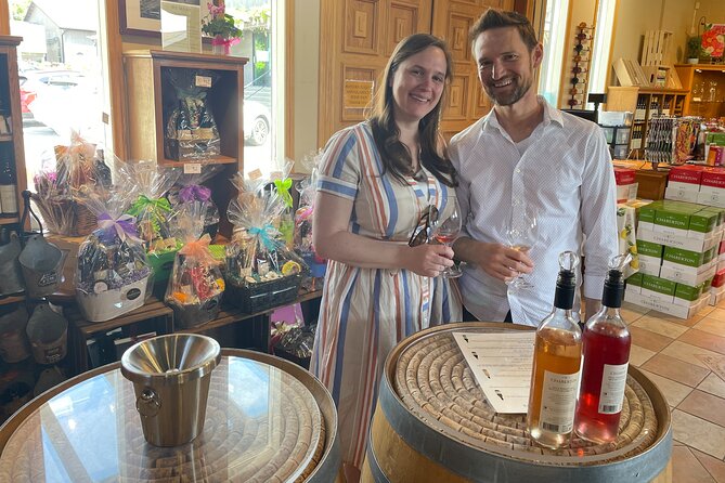 Elegance Unforgettable Tesla Wine Tour & Lunch
