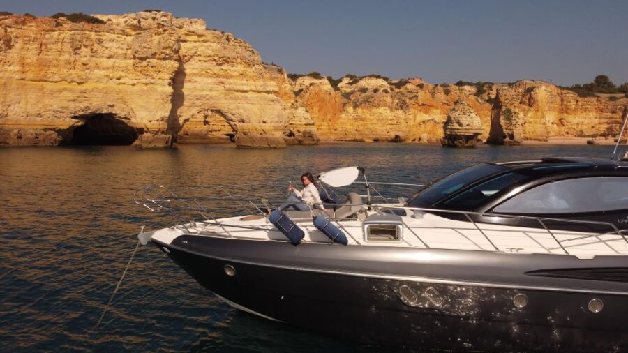 Enjoy the Breathtaking of Algarve Coastline