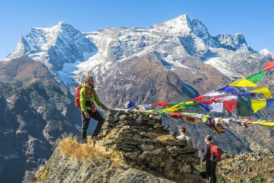 Everest Base Camp: a Short Trek
