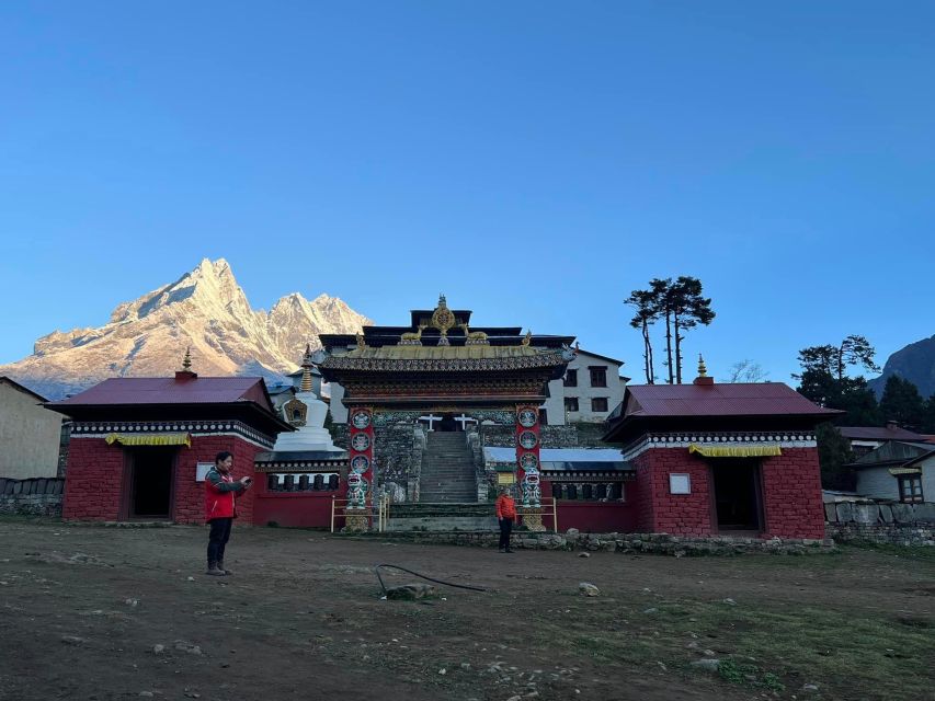 Everest Base Camp Comfort Trek - 18 Days - Trek Overview