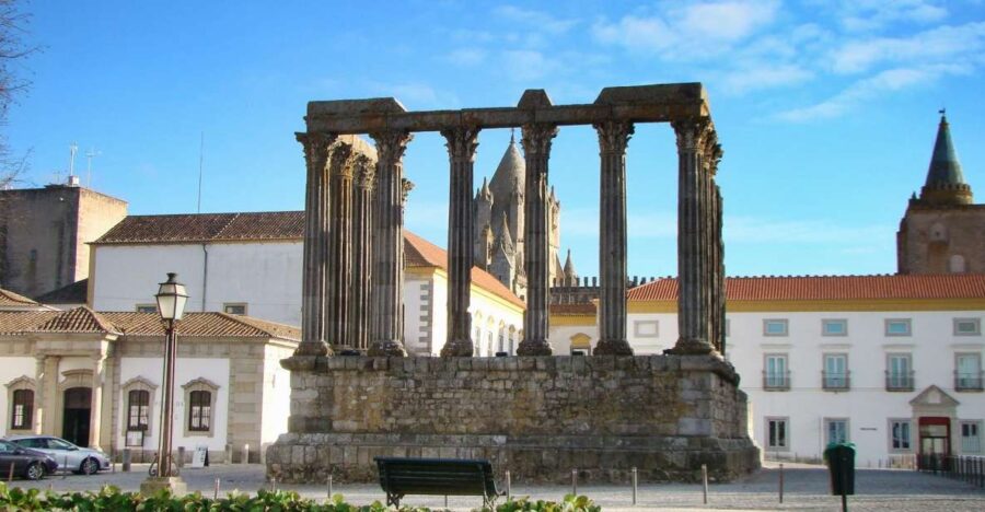 Évora Tour: Private and Customized Tour Full and Half Day - Tour Overview