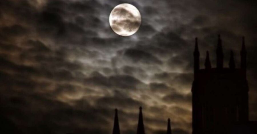 Experience-Tour: the Old Türmerin and Her Mysterious Stories