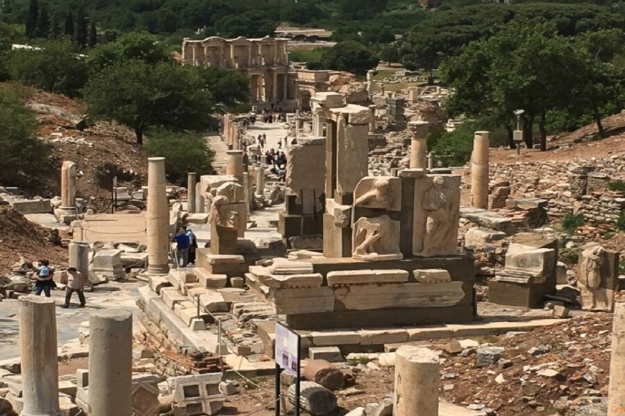 Explore Ephesus: Virgin Marry & Artemis With Lunch & Ticket