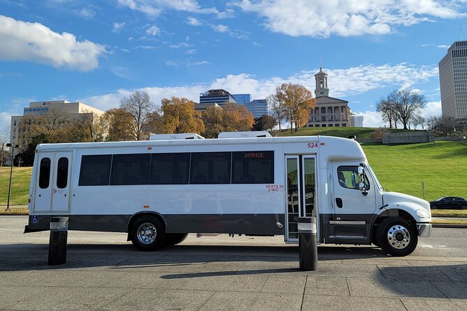 Explore Nashville by Bus With Ryman & Country Music Hall of Fame Upgrade Option