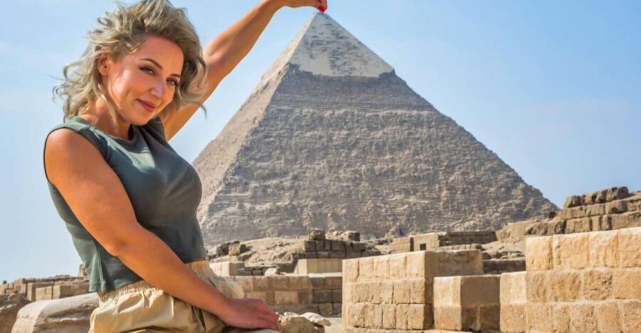 Female Guide To Pyramids of Giza, Egyptian Museum and Bazaar - Tour Overview and Pricing