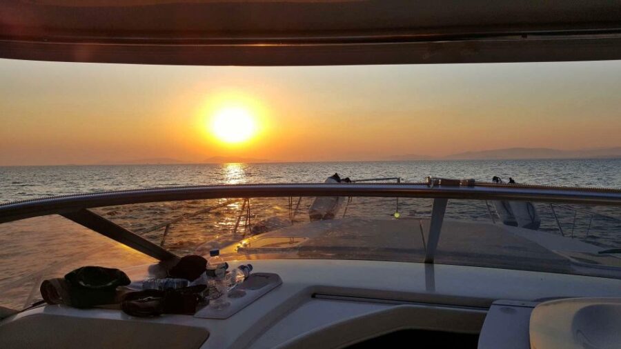 Fira: Private Sunset Cruise With Bbq, Drinks and Hot Springs