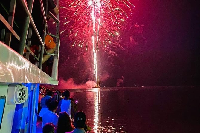 Fireworks Cruise With Dolphin Watch in Laguna Madre Bay