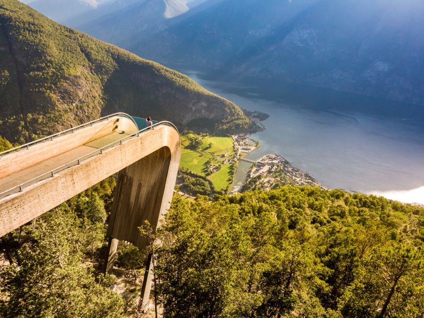 Flam: Spectacular Stegastein Viewpoint Tour With Shuttle Bus - Tour Overview and Details