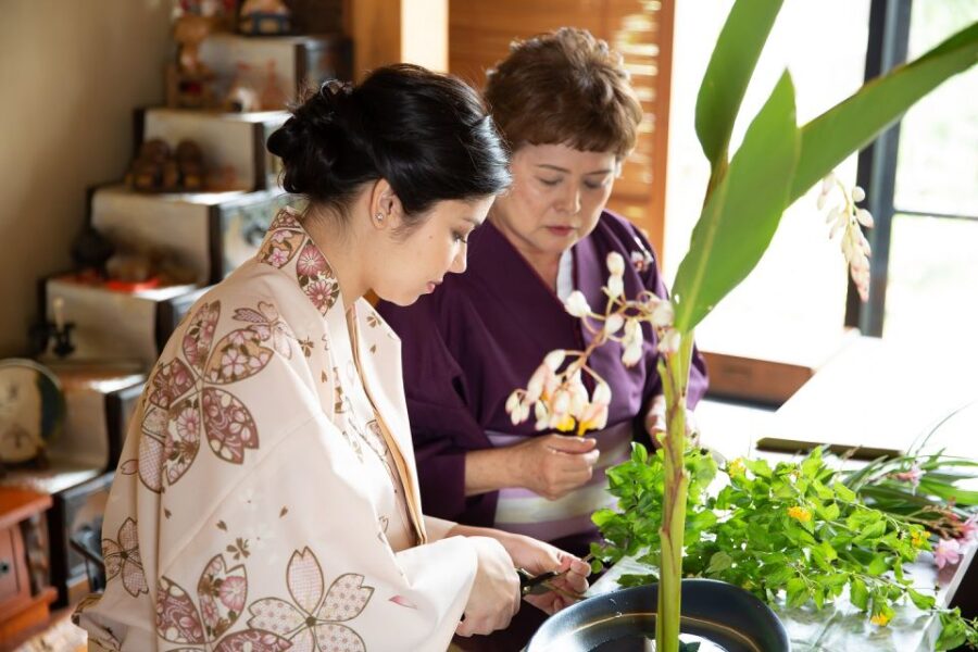 Flower Arrangement Experience With Simple Kimono in Okinawa