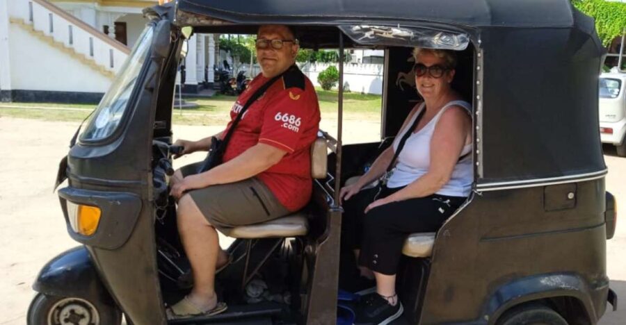 Form Negombo:Morning or Evening Colombo City Tour by Tuk-Tuk