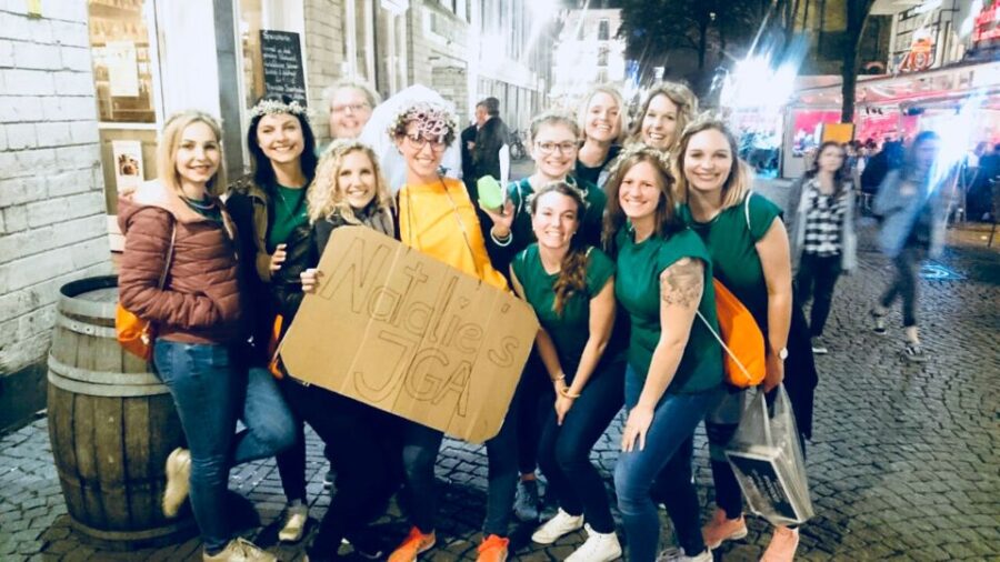 Frankfurt: Bachelor(Ette) Party With Pub Crawl