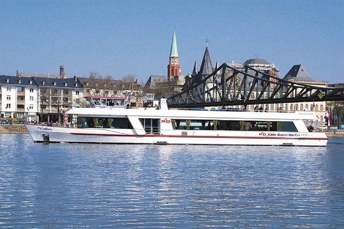 Frankfurt Highlights 1-Hour Sightseeing Cruise - Included in the Experience