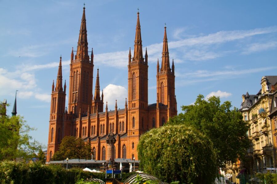 Frankfurt: Main Tower With Tickets and Guided Old Town Tour
