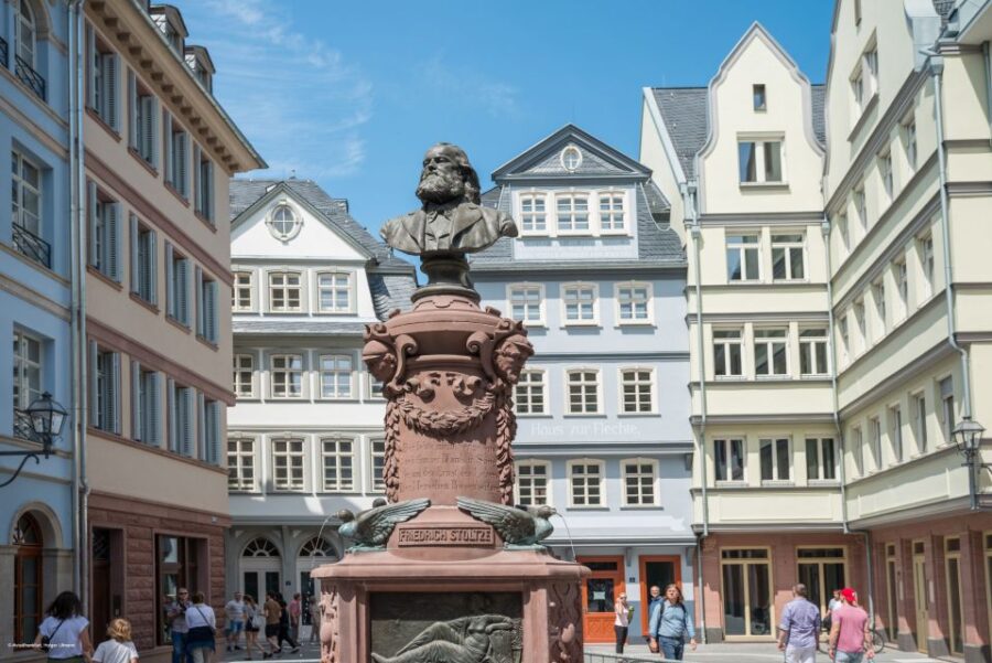 Frankfurt: New Old Town and Highlights German-Language Tour