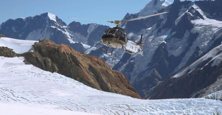 Franz Josef: 30-min Flight Franz Josef & Tasman Glaciers