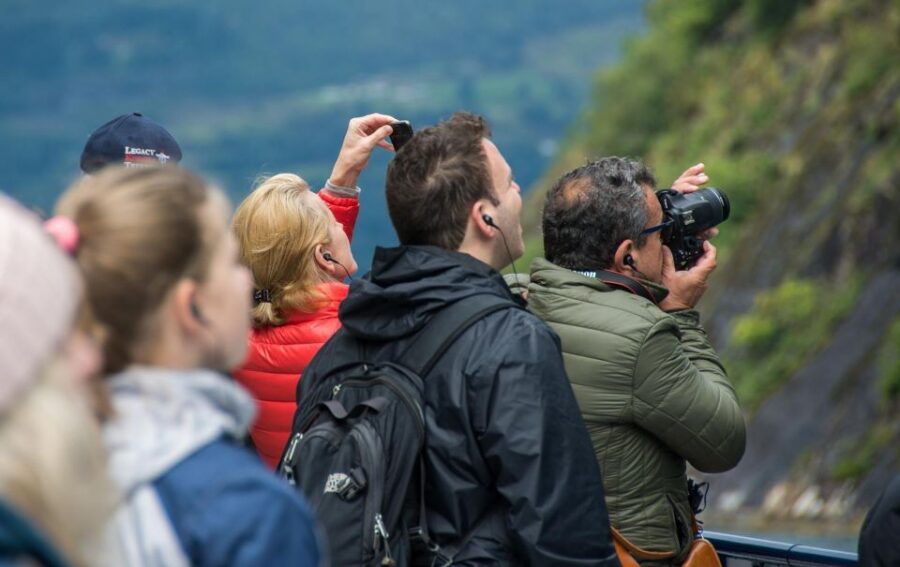 From Ålesund: Round-Trip Boat Cruise to Geirangerfjord