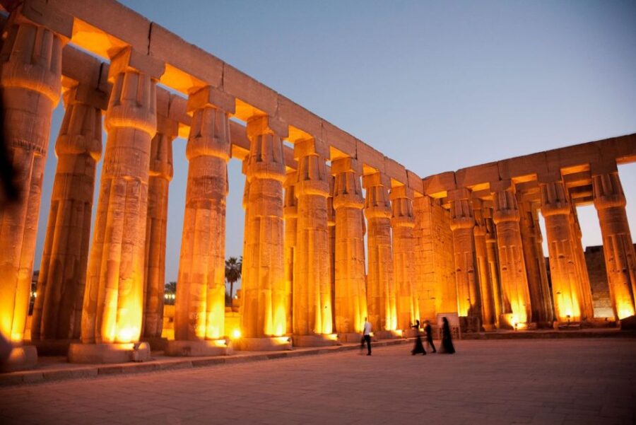 From Aswan:4 Days Nile Cruise Luxor Abu Simbel & Air Balloon