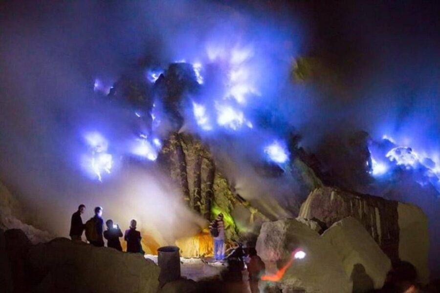 From Banyuwangi: Kawah Ijen Hiking Tour With Transportation