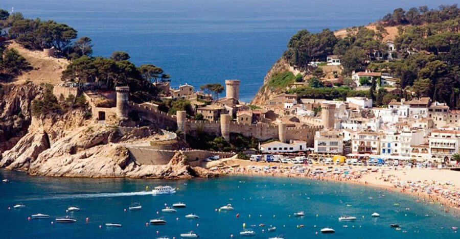 From Barcelona: Tossa De Mar and Blanes Day Trip