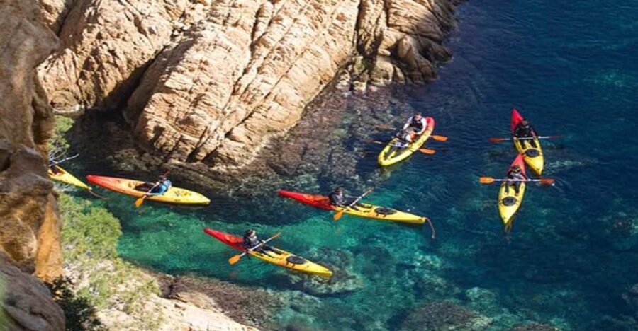 From Barcelona: Tour Kayak and Snorkel in Costa Brava