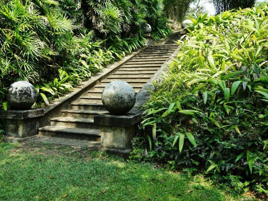 From Bentota/Beruwala: Lunuganga & Brief Garden Marvels Tour